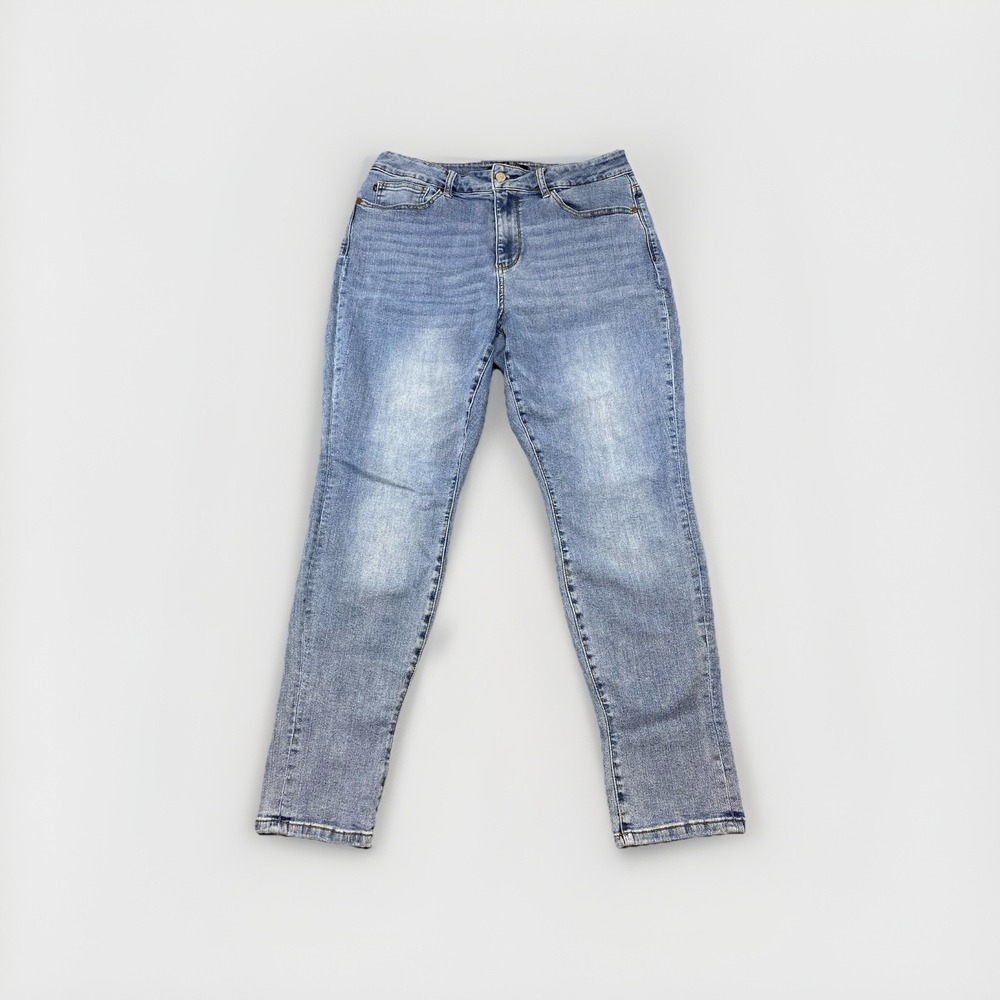 Judy Blue Style JB88337 Womens Boyfriend Fit Light Wash Jeans 16W Stretch